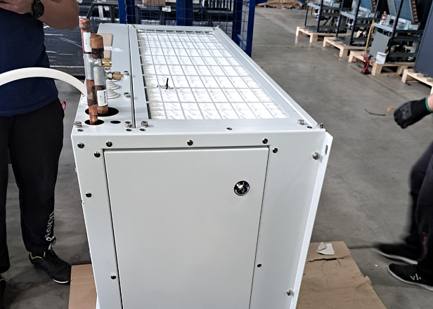 Компания в сфере путей и сообщения