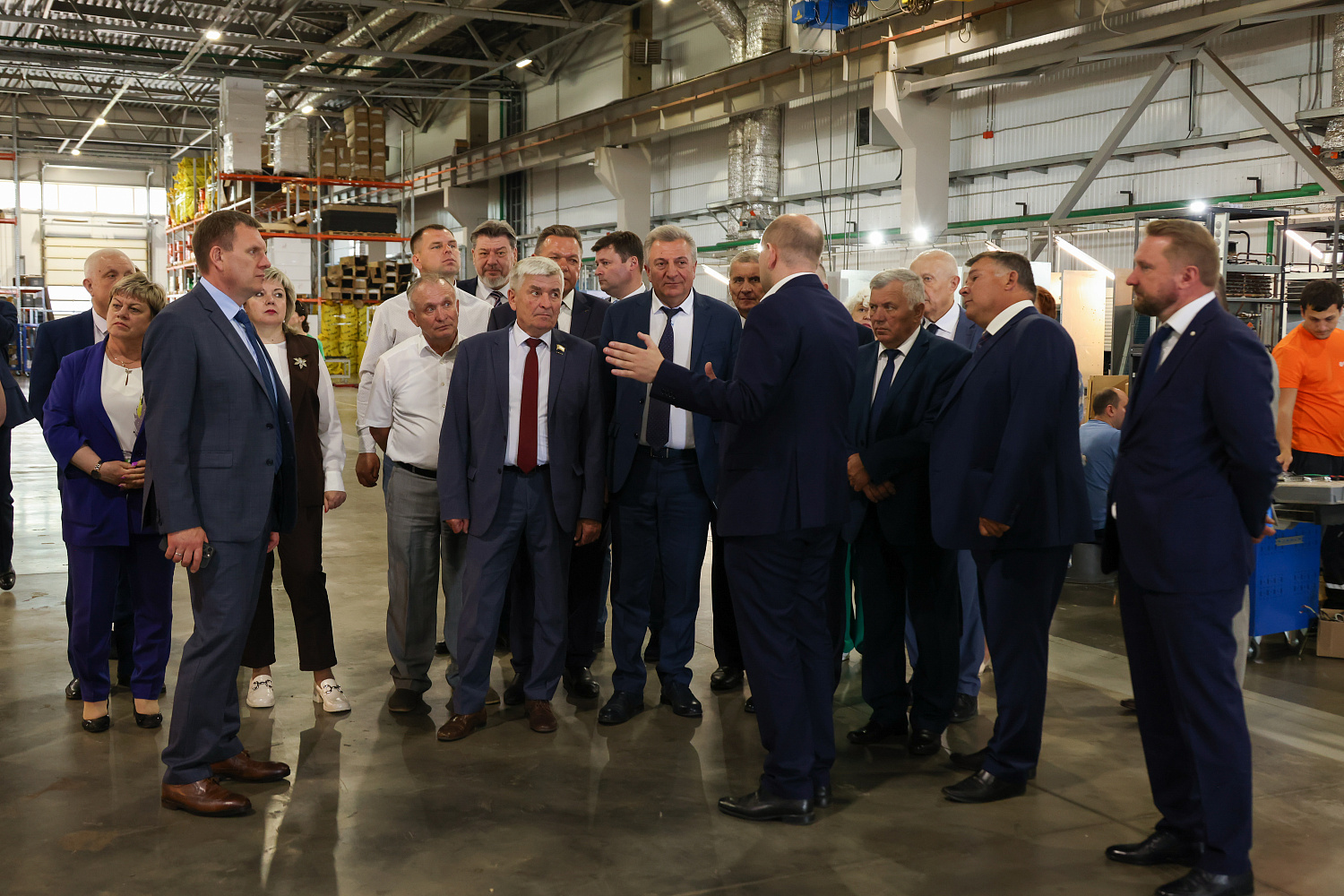 Руководители муниципальных образований Калужской области посетили завод "РЕФКУЛ"